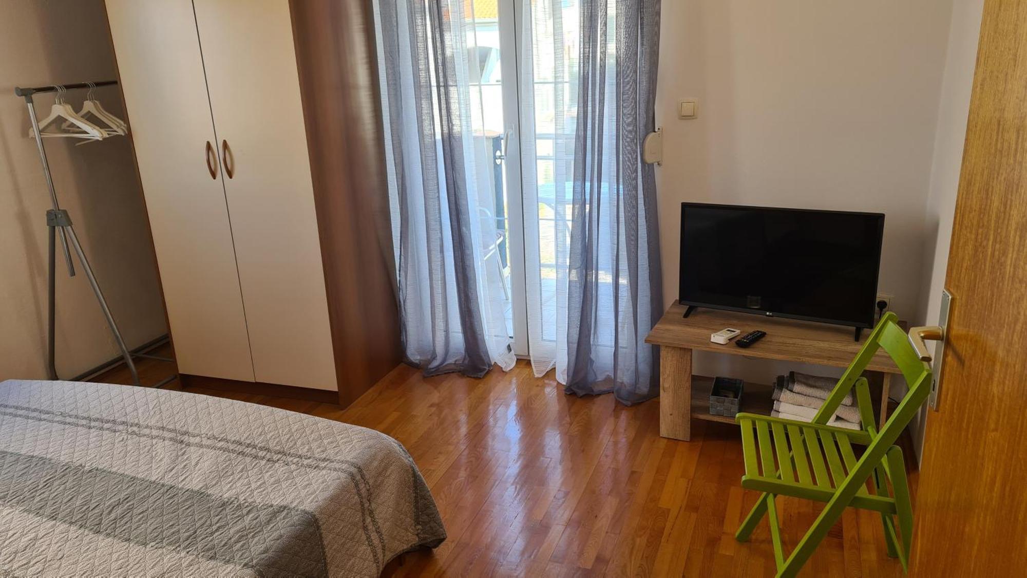 סבטי פיליפ אי ג'קוב Apartments Luna מראה חיצוני תמונה