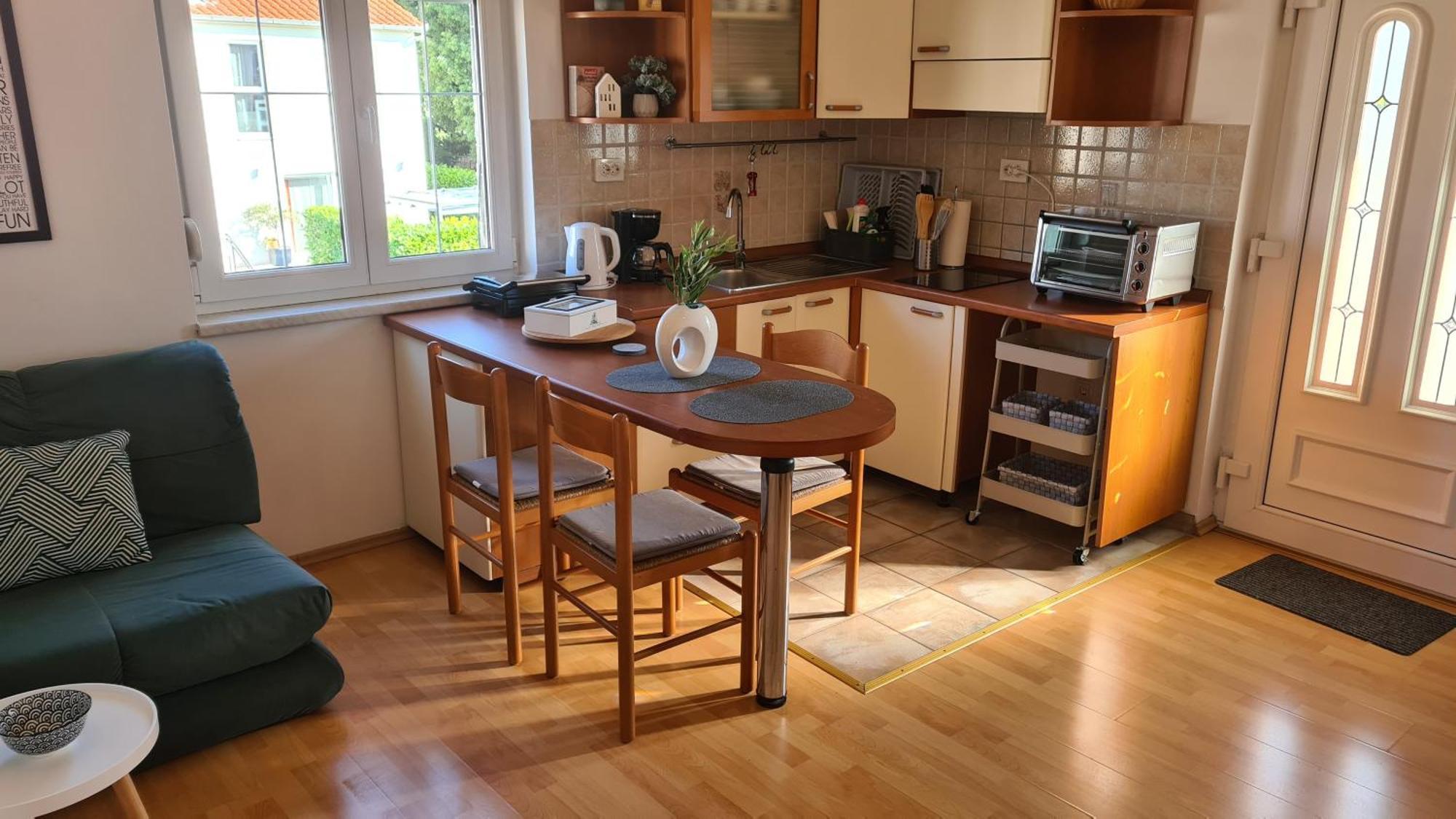 סבטי פיליפ אי ג'קוב Apartments Luna מראה חיצוני תמונה
