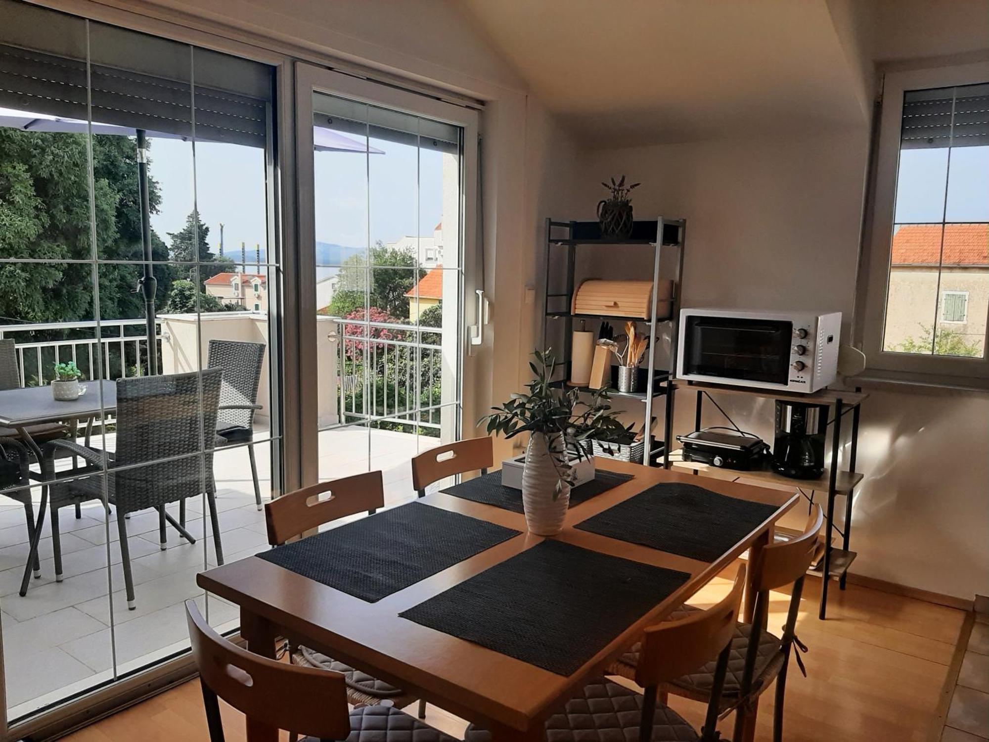 סבטי פיליפ אי ג'קוב Apartments Luna מראה חיצוני תמונה