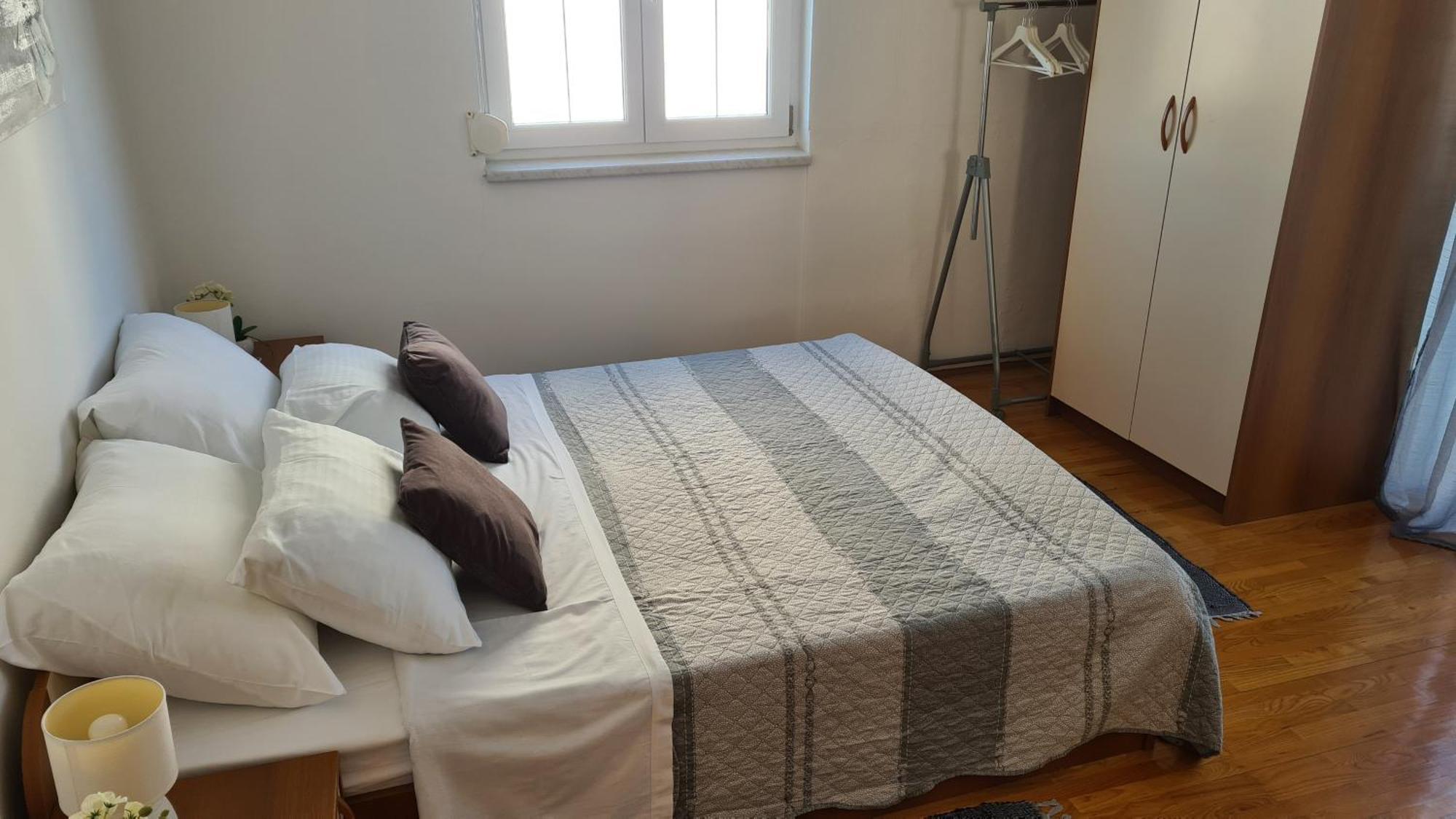 סבטי פיליפ אי ג'קוב Apartments Luna מראה חיצוני תמונה